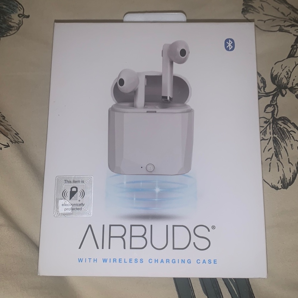 Bluetooth AIRBUDS with wireless charging case